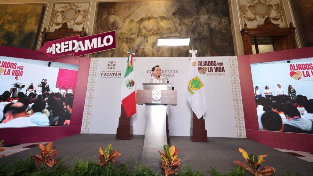 Gobernador Díaz Mena anuncia pago a pescadores y el Festival Renacimiento de la Costa en Yucatán