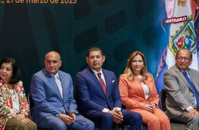 Banca de la Mujer: un derecho humano para las poblanas