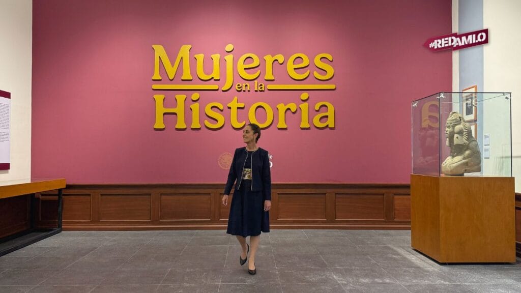 Sheinbaum inaugura la sala Mujeres en la Historia en Palacio Nacional