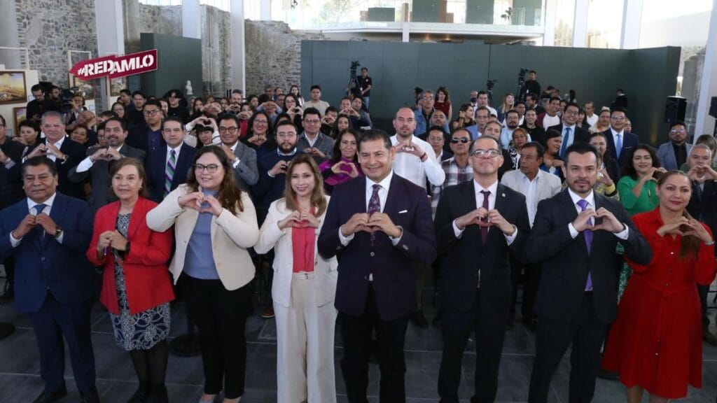 Gobierno de Puebla e INAH unen esfuerzos para rescatar y preservar sitios arqueológicos