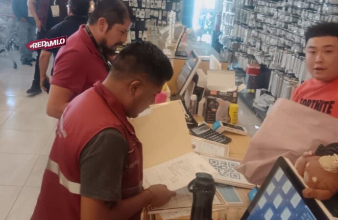 Inician las clausuras de tiendas chinas en Puebla, Gobierno de Estado los clausura pura abusos laborales y al consumidor