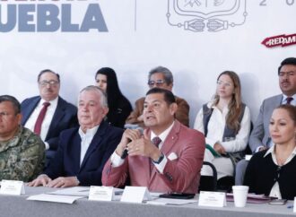 Puebla recibe donación de hectáreas para viviendas de policías y bomberos