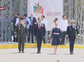 Claudia Sheinbaum y Alejandro Armenta defienden la soberanía nacional en desfile del 5 de Mayo