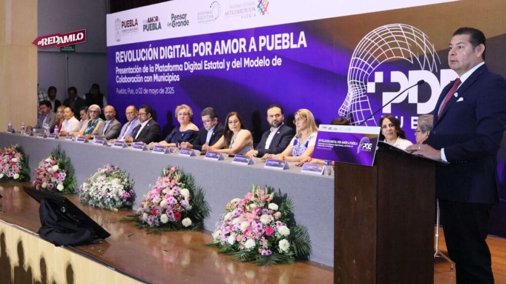 Gobierno de Puebla lanza la Plataforma Estatal de Transparencia Revolución Digital, Por Amor a Puebla