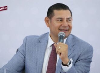 Mega obras sin saqueos en Puebla: Armenta