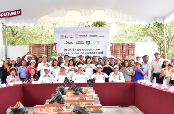 Renace la industria del calzado en Puebla, se compraron más de 300 mil zapatos a productores locales
