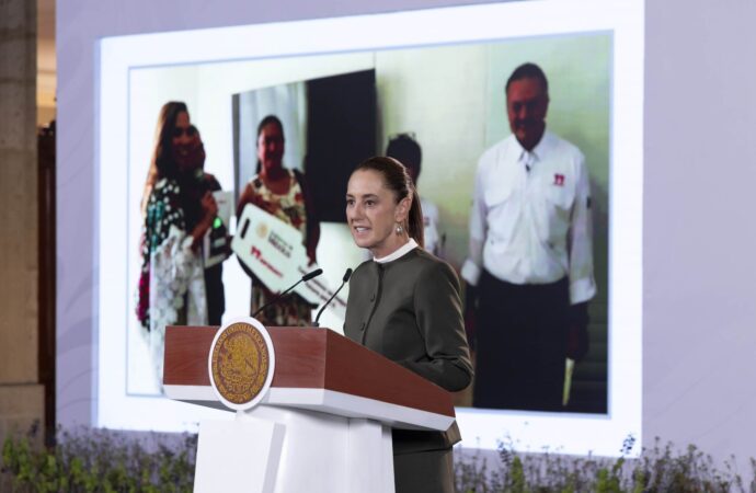 Sheinbaum: IMSS evalúa programa integral para trabajadores y aumento salarial