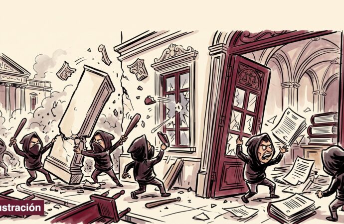 Grupo de encapuchados causa destrozos en el Congreso y Palacio de Justicia en Jalisco