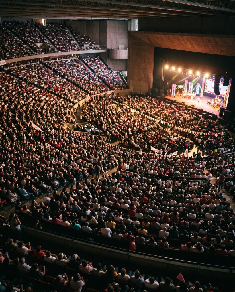 Morena celebrará sus 15 años en el Auditorio Nacional con líderes y coordinadores
