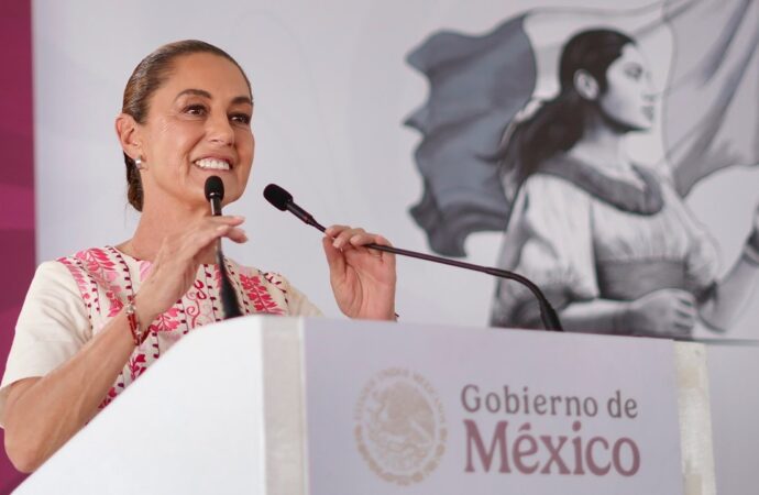Presidenta Sheinbaum y Marina del Pilar rescatan a 32 personas en Baja California