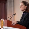 Sheinbaum niega crisis en salud, reconoce deficiencias y desabasto