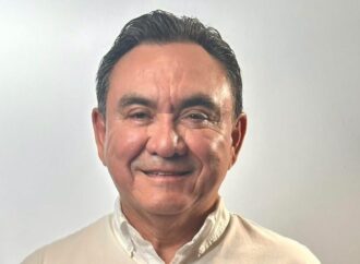Liborio Vidal (ex-PRI y PAN) se une a Morena para alcaldía de Mérida