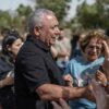 Oposición israelí llena la Plaza de los Rehenes a tres días de elecciones