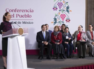 IMSS y SNTSS acuerdan aumento salarial del 8%; Sheinbaum pide cooperación
