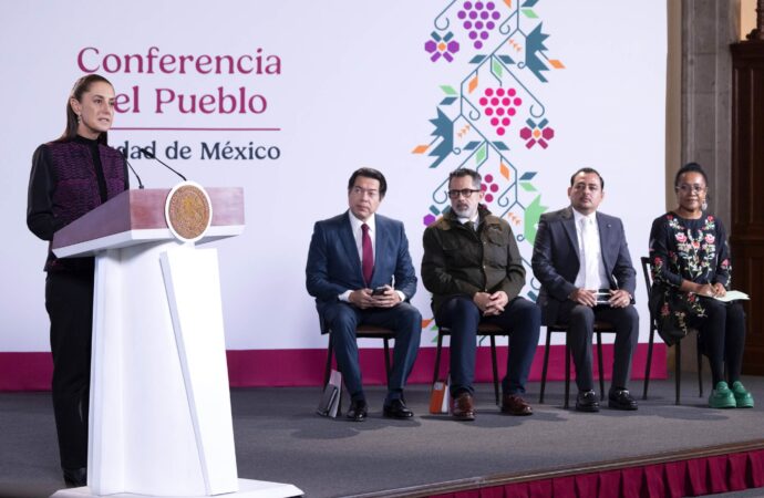 Sheinbaum llama a estados a garantizar representación política de migrantes