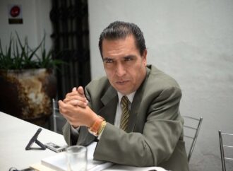 Detienen a juez Enrique Romero Razo en Puebla por delitos contra la justicia