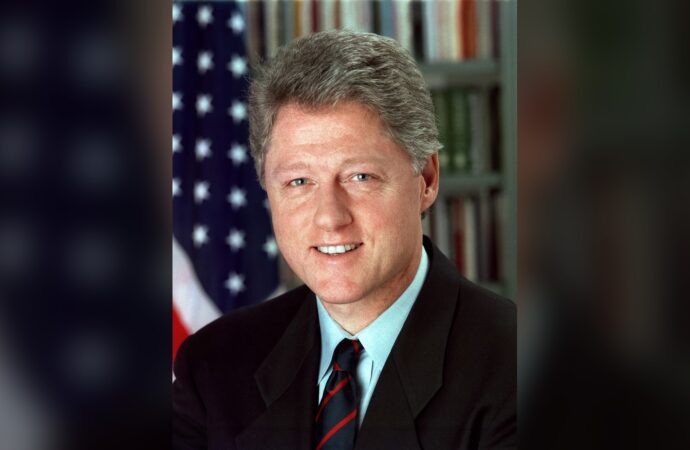 Bill Clinton respalda a Bobby Pulido para el Congreso de EE. UU.
