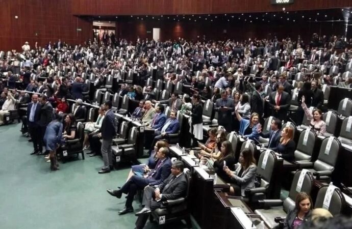 Diputados aprueban reformas al ISR para limitar deducciones de empresas
