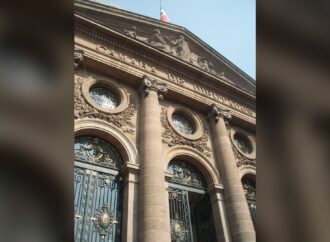 Diputados aprueban reformas contra fraudes y piratería; hasta 10 años de cárcel